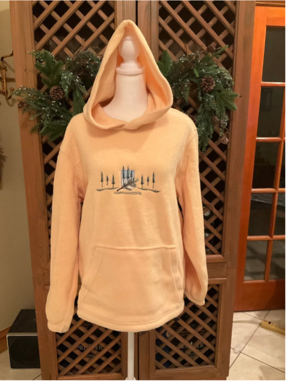 Vintage Cityscape Northwoods Gorpcore Fleece Hoodie Pullover Canada Medium